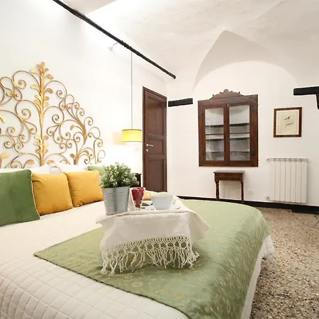 Dimora Borsotto Palazzo Storico, Acquario, Porto Antico Apartment Genua