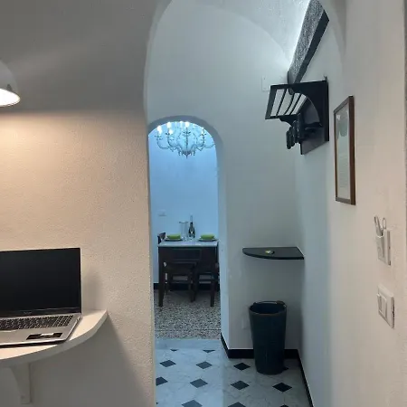 公寓 Dimora Borsotto Palazzo Storico, Acquario, Porto Antico *